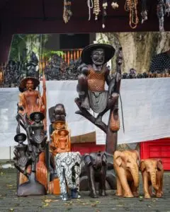 Local Art and Craft Exploration Tour